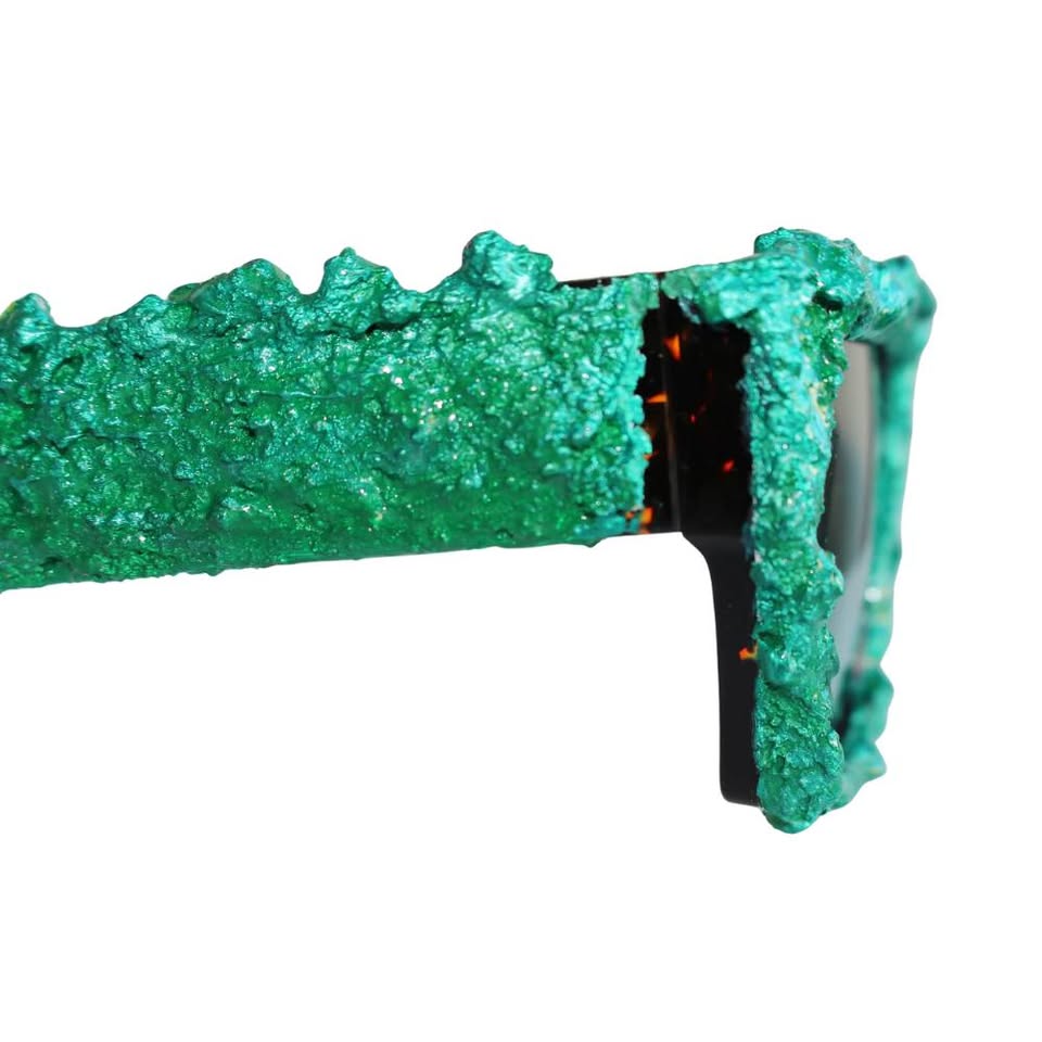 CLARISSA OLIVERIO ART STRONG GREEN detail mixed-media acrylic resin sand artisan sunglasses collector eyewear Italy