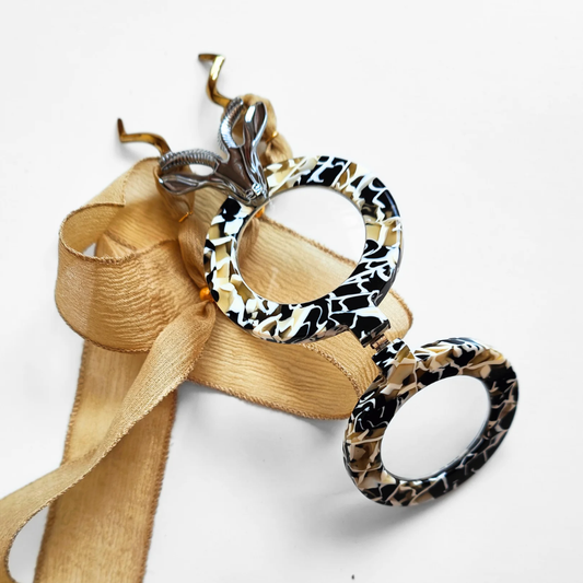 FLIPPAN'LOOK Kudu Jaspeado Reading Glasses - African Inspired Speckled Beige Acetate Detail