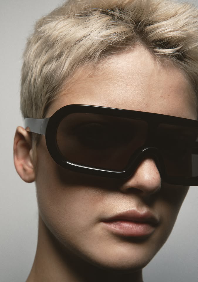 KALEOS SHAPES frames close-up premium acetate construction
