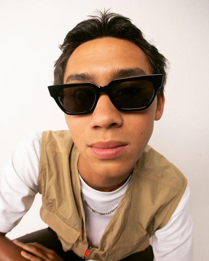 OSCARXFRANK RAIJIN eyeglasses full view contemporary unique style