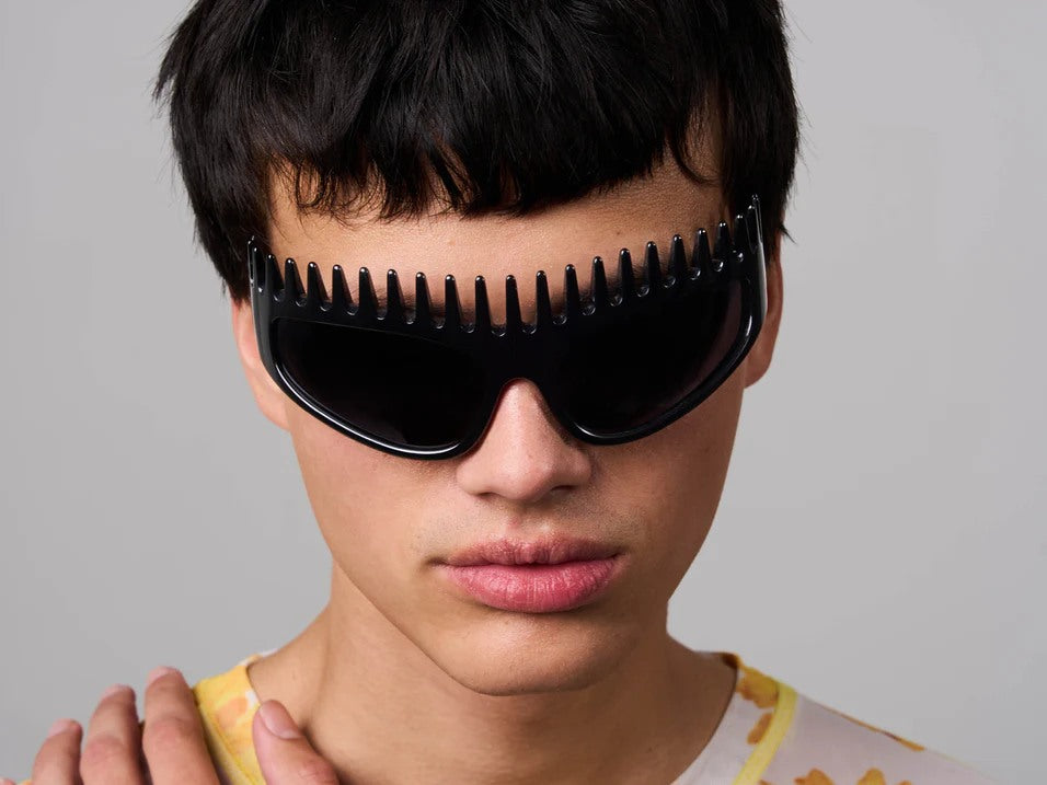 KOMONO X ULIANA BLACK detail bold black design fashionable headband