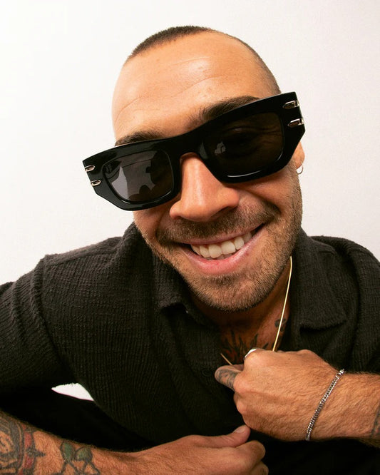 OSCARXFRANK MADE IN JAPAN sunglasses black lenses Essilor front view