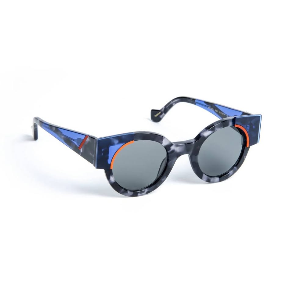 J.F.REY BRIDGET sunglasses side view contemporary design sophisticated style