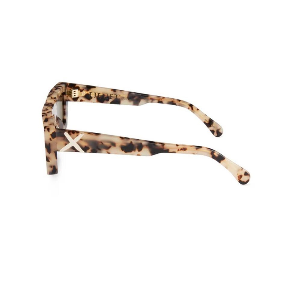 OSCARXFRANK LIL JET eyeglasses detail artisan quality Italian acetate