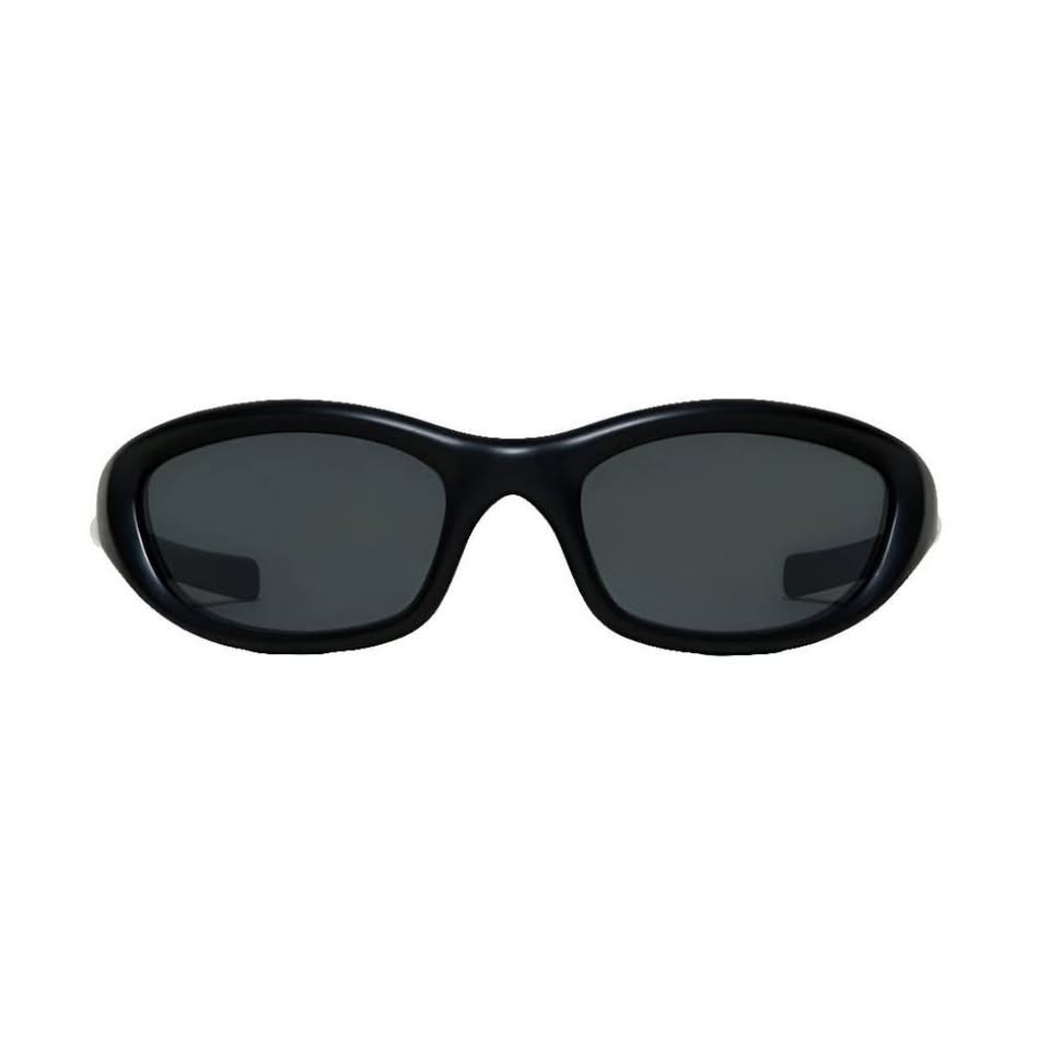 CHIMI POGBA BLACK Swedish sunglasses athletic design Scandinavian minimalist style UV protection elegant
