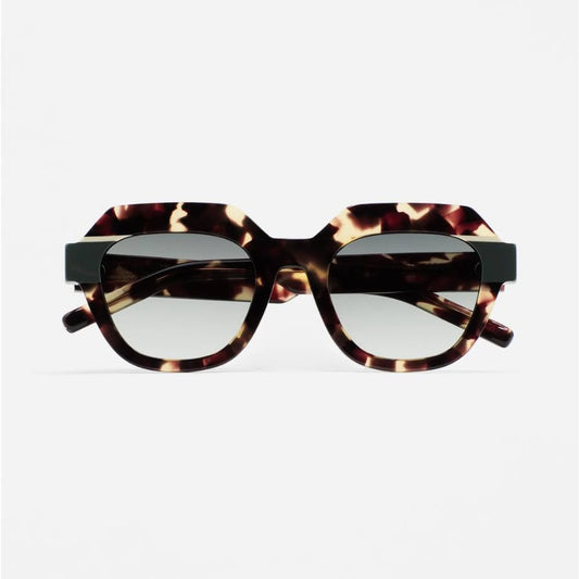 KALEOS ELLISON elegant sunglasses front view sophisticated Spanish designer frame handcrafted acetate
