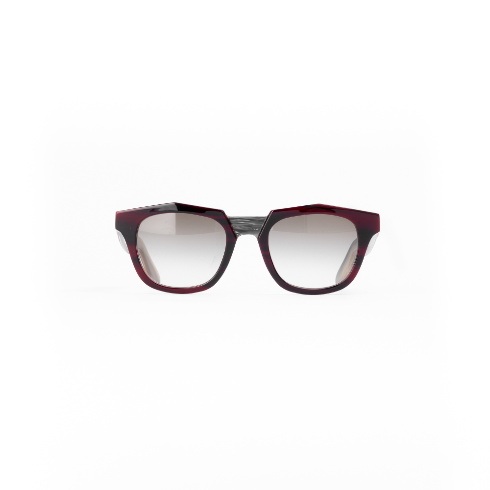 BAYRIA UTINUM luxury eyewear front view Alpine strength design Italian craftsmanship premium materials