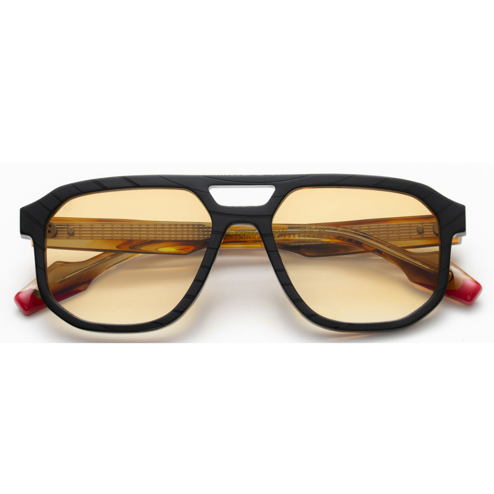 Woodys x Queen Champions 02 limited edition sunglasses with double bridge and vinyl front – front view
