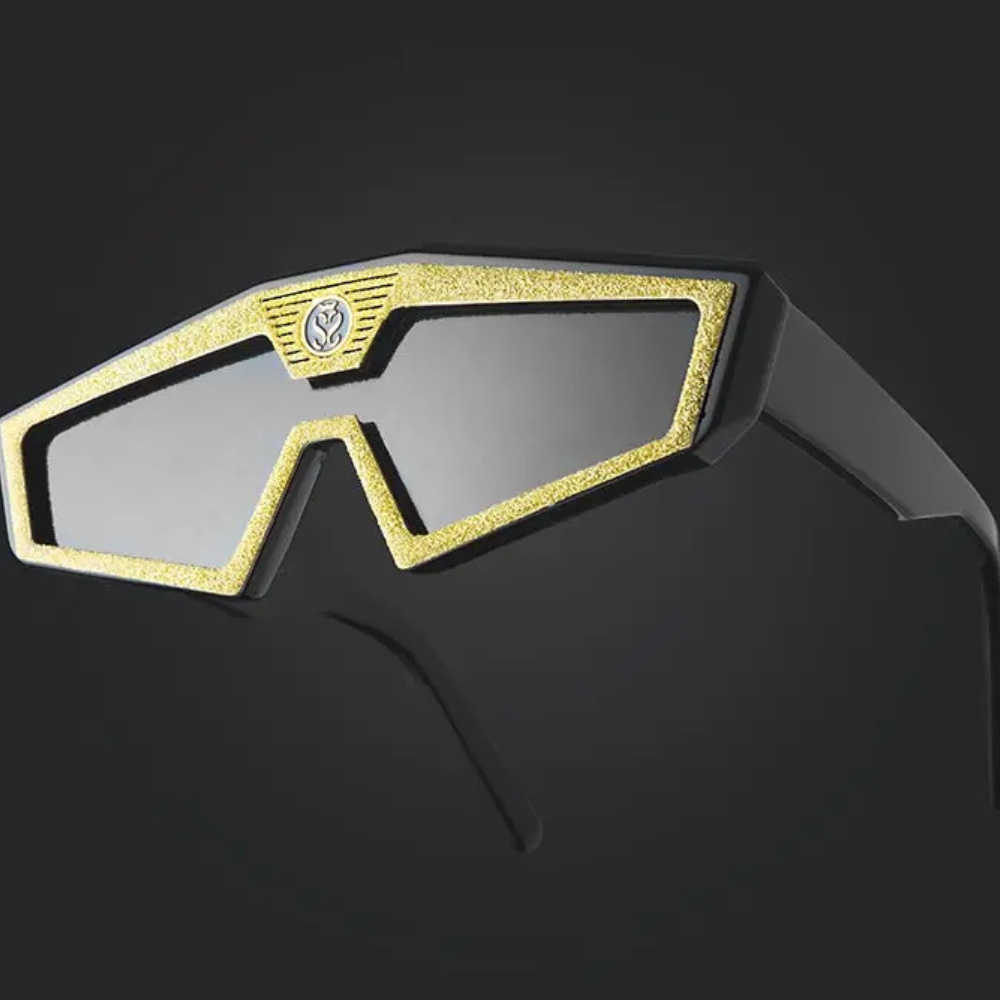 Stupor Mundi Roger II – solid grey Zeiss shield lens with anti-glare violet coating and 100% UV protection

